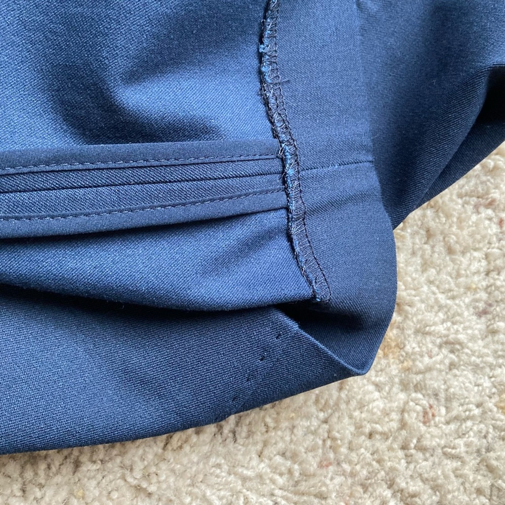 Banana Republic Classic Pencil Skirt Dark Navy Blue Like New Generous Size 0 - Picture 5 of 9